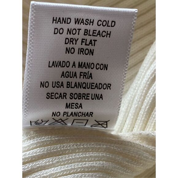 LOVE TREE Juniors Medium Rouched Sweetheart Cropped Sweater - Picture 8 of 10